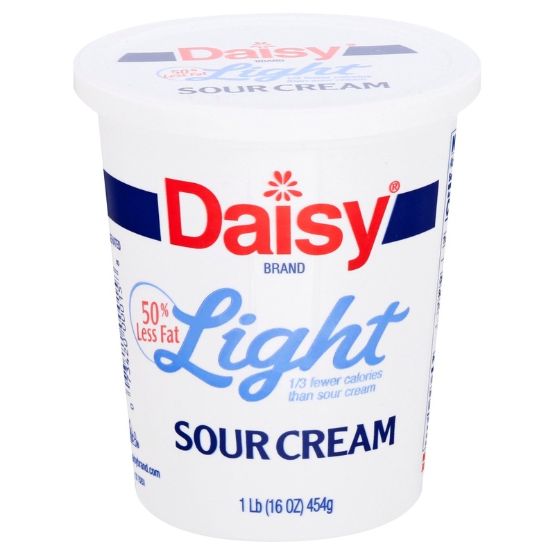 Daisy Light Sour Cream 16 Oz. Tub