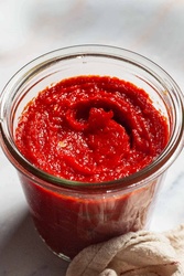Mild Pepper Paste 700 G