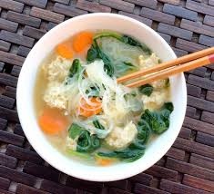 Clear Soup With Noodles
