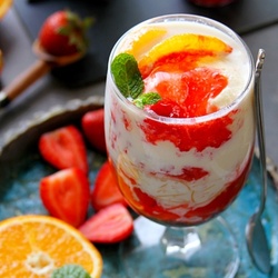 Strawberry Falooda