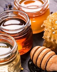100% N R Amish Honey 3Lbs