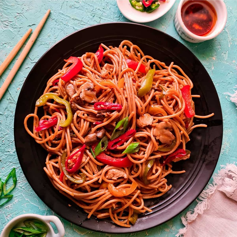 Hot Garlic Noodles 8.46 Oz
