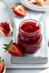 Strawberry Spread 720 Ml