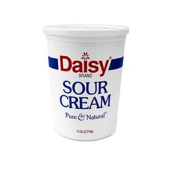 Daisy Sour Cream Pure & Natural Tub