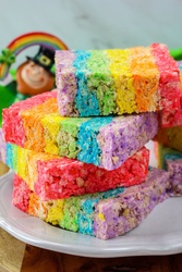 Marshm Rice Tr Rainb 12 Pcs